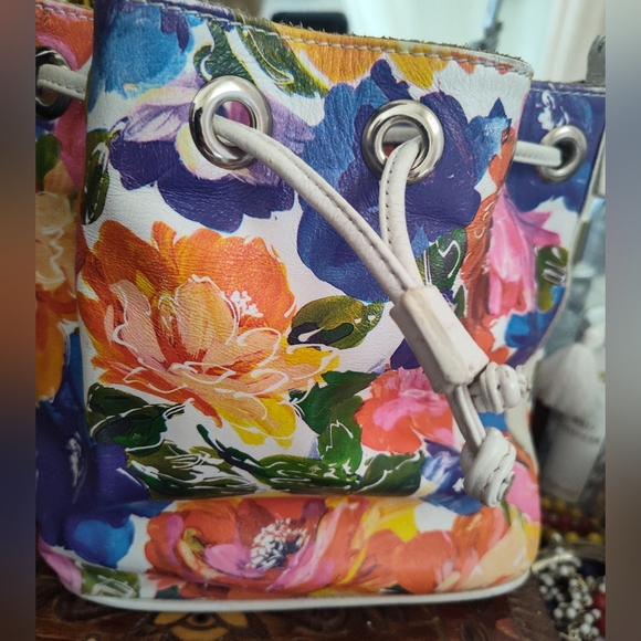 Maurizio Taiuti Small Mini Floral Leather Drawstring Tote - Picture 5 of 7